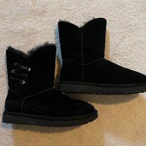Ugg Black Bailey boots size 7